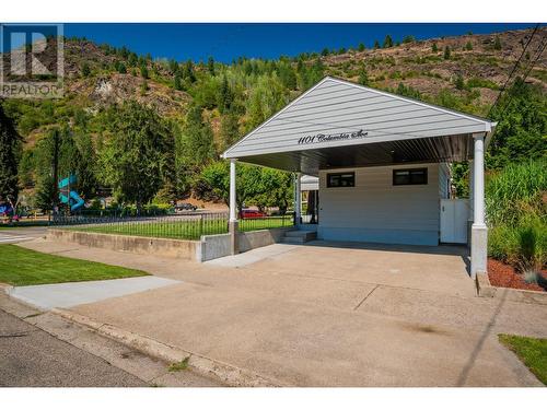 1101 Columbia  Avenue, Trail, BC - Outdoor