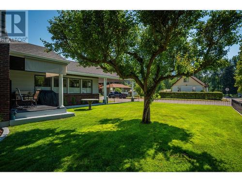 1101 Columbia  Avenue, Trail, BC - Outdoor With Deck Patio Veranda