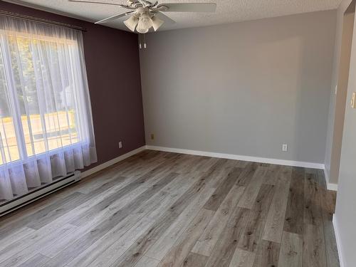 4 - 668 75Th Avenue, Grand Forks, BC - Indoor Photo Showing Other Room