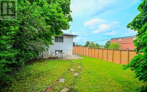 1032 Stone Church Road S, Hamilton (Templemead), ON - Outdoor