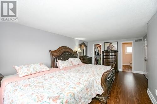 59 Parkside Drive E, Brampton, ON - Indoor Photo Showing Bedroom