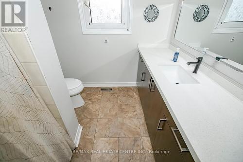 59 Parkside Drive E, Brampton, ON - Indoor Photo Showing Bathroom