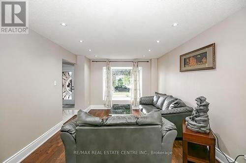 59 Parkside Drive E, Brampton, ON - Indoor Photo Showing Other Room