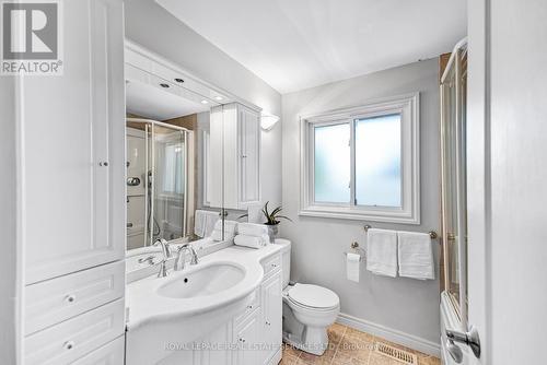 11 Rayne Avenue, Oakville (College Park), ON - Indoor Photo Showing Bathroom