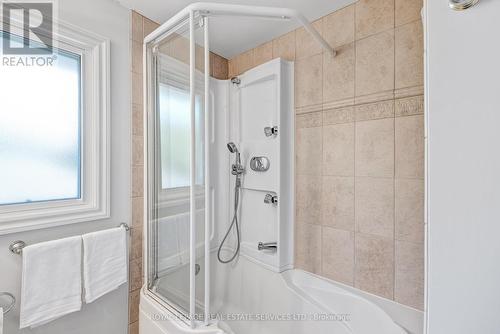 11 Rayne Avenue, Oakville (College Park), ON - Indoor Photo Showing Bathroom