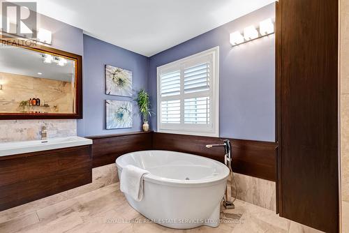 11 Rayne Avenue, Oakville (College Park), ON - Indoor Photo Showing Bathroom