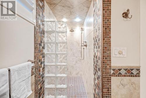 11 Rayne Avenue, Oakville (College Park), ON - Indoor Photo Showing Bathroom