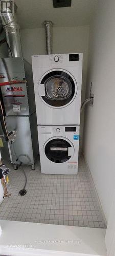 610 - 135 Canon Jackson Drive, Toronto (Brookhaven-Amesbury), ON - Indoor Photo Showing Laundry Room