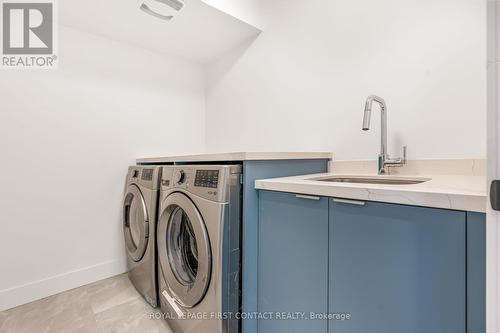 22 Alderwood Lane, Barrie (Allandale), ON - Indoor Photo Showing Laundry Room