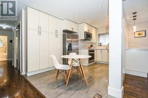 34 Penhurst Avenue, Toronto (Stonegate-Queensway), ON - Indoor Photo Showing Kitchen