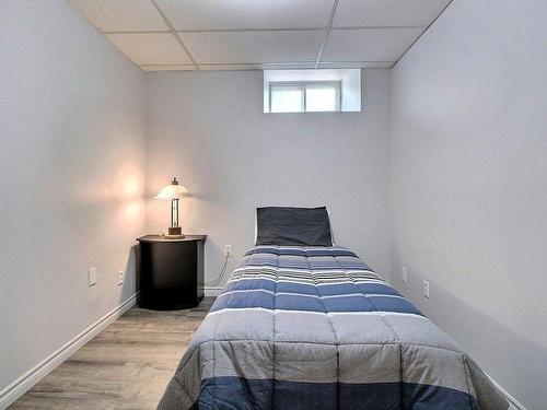 Bureau - 6296 Rue Principale, Sainte-Croix, QC - Indoor Photo Showing Bedroom