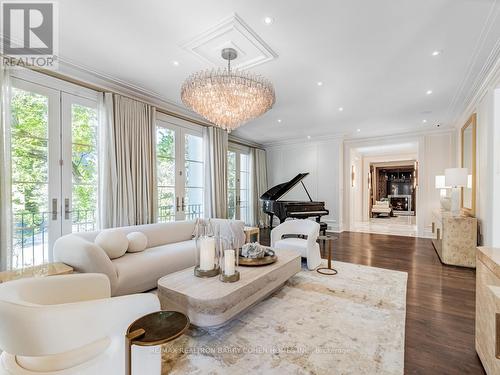 100 Ardwold Gate, Toronto (Casa Loma), ON - Indoor Photo Showing Living Room