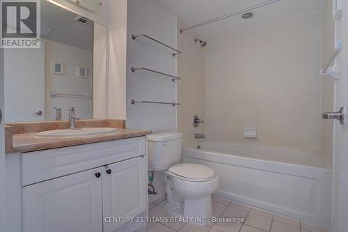 1909 - 600 Fleet Street, Toronto, ON - Indoor Photo Showing Bathroom