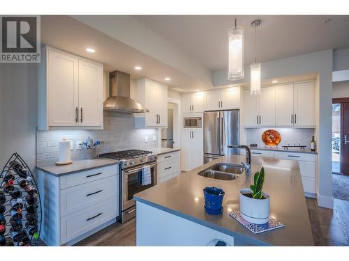 4000 Redstone Crescent Unit# 218, Peachland, BC - Indoor Photo Showing Kitchen With Double Sink With Upgraded Kitchen