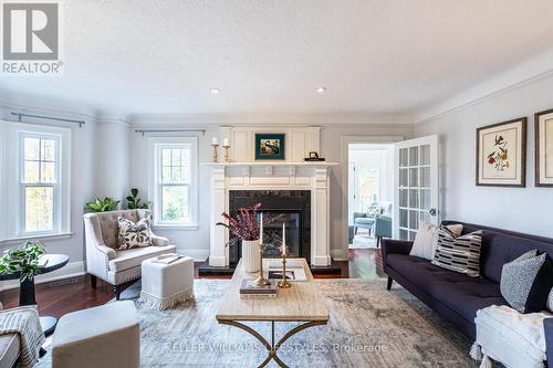 451 Westmount Drive, London, ON - Indoor Photo Showing Living Room With Fireplace