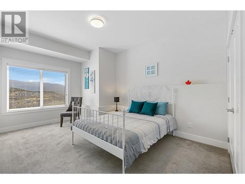 1295 Mine Hill Drive, Kelowna, BC - Indoor Photo Showing Bedroom