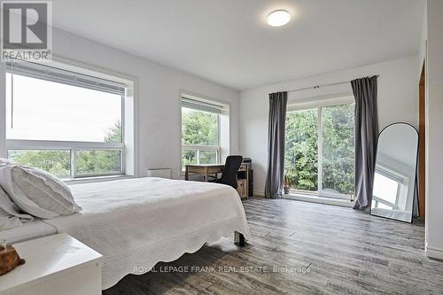 189 Halbiem Crescent, Dysart Et Al, ON - Indoor Photo Showing Bedroom