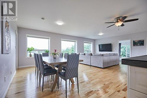 189 Halbiem Crescent, Dysart Et Al, ON - Indoor Photo Showing Dining Room