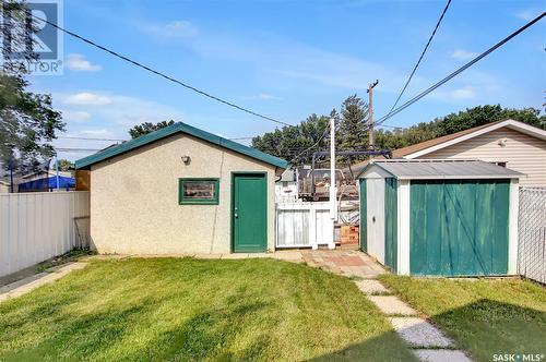 350 Robinson Street, Regina, SK - Outdoor