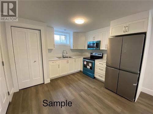 308 Highlandview, Moncton, NB - Indoor Photo Showing Kitchen With Double Sink