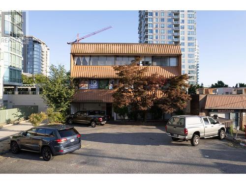 201 132 E 14Th Street, North Vancouver, BC 