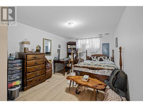 2466 Sexsmith Road, Kelowna, BC - Indoor Photo Showing Bedroom