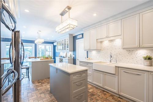 46 Mountain Brow Boulevard, Hamilton, ON - Indoor Photo Showing Kitchen With Upgraded Kitchen