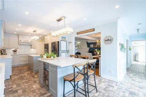 46 Mountain Brow Boulevard, Hamilton, ON - Indoor Photo Showing Kitchen With Upgraded Kitchen