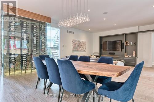 11 Woodbourne Court, Niagara-On-The-Lake, ON - Indoor Photo Showing Dining Room