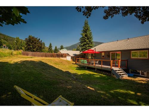 1845 Third Street, Fruitvale, BC - Outdoor With Deck Patio Veranda