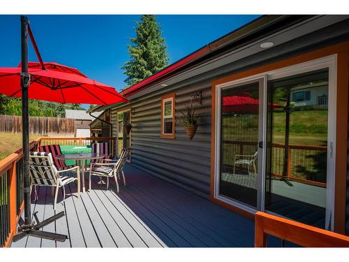 1845 Third Street, Fruitvale, BC - Outdoor With Deck Patio Veranda