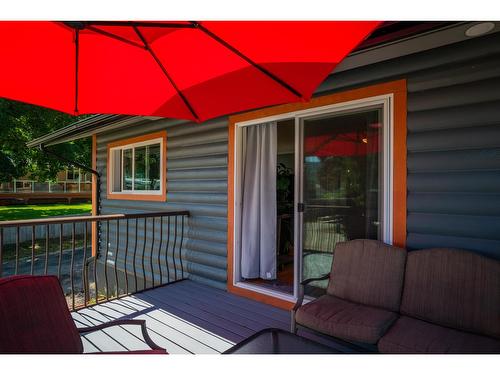 1845 Third Street, Fruitvale, BC - Outdoor With Deck Patio Veranda With Exterior