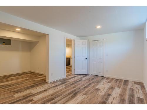 1845 Third Street, Fruitvale, BC - Indoor Photo Showing Other Room