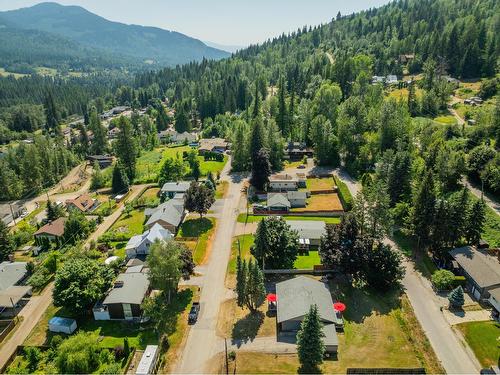 1845 Third Street, Fruitvale, BC - Outdoor With View