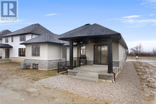 53 Belleview, Kingsville, ON - Outdoor