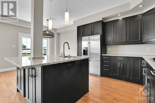 Kitchen - 1326 Kingston Avenue, Ottawa, ON - Indoor Photo Showing Kitchen With Upgraded Kitchen