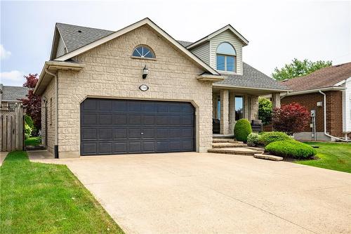 7789 Alpine Drive, Niagara Falls, ON - Outdoor With Facade