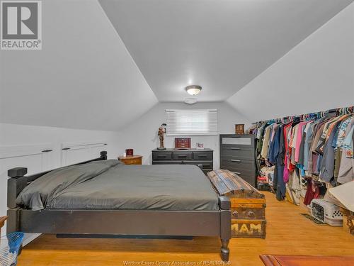 910 Jefferson Boulevard, Windsor, ON - Indoor Photo Showing Bedroom