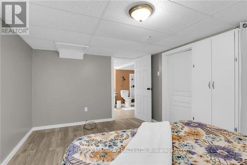 1407 Kottmeier Road, Thorold, ON - Indoor Photo Showing Bedroom