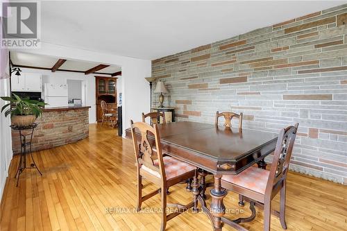 1407 Kottmeier Road, Thorold, ON - Indoor Photo Showing Dining Room