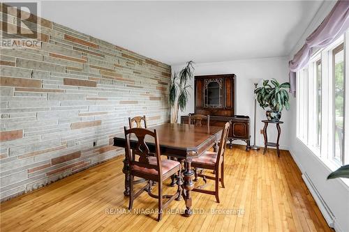 1407 Kottmeier Road, Thorold, ON - Indoor Photo Showing Dining Room