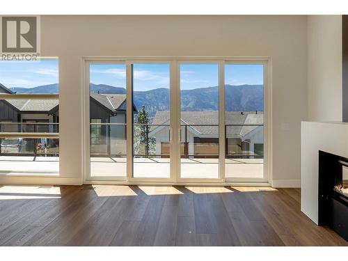 3309 Aspen Lane, Kelowna, BC - Indoor