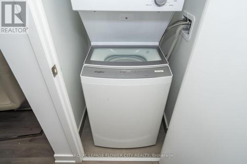 417 - 3005 Pine Glen Road, Oakville (Palermo West), ON - Indoor Photo Showing Laundry Room