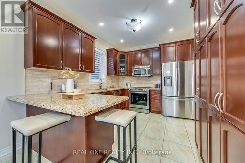 2476 North Ridge Trail, Oakville (Iroquois Ridge North), ON - Indoor Photo Showing Kitchen With Stainless Steel Kitchen