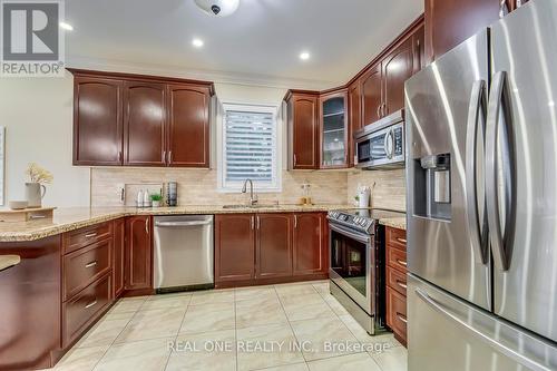 2476 North Ridge Trail, Oakville (Iroquois Ridge North), ON - Indoor Photo Showing Kitchen With Stainless Steel Kitchen