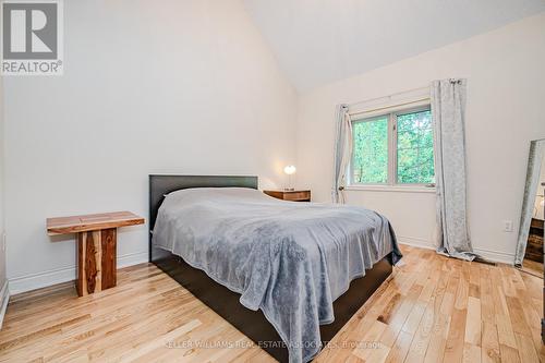 16 - 1019 North Shore Boulevard E, Burlington (Lasalle), ON - Indoor Photo Showing Bedroom