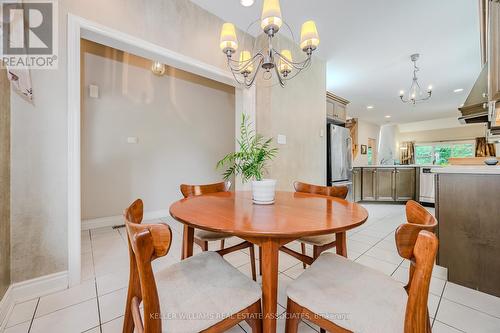 16 - 1019 North Shore Boulevard E, Burlington (Lasalle), ON - Indoor Photo Showing Dining Room