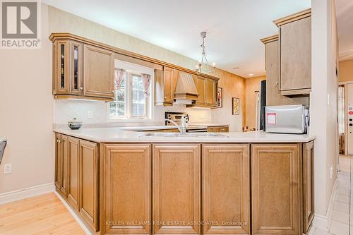 16 - 1019 North Shore Boulevard E, Burlington (Lasalle), ON - Indoor Photo Showing Kitchen