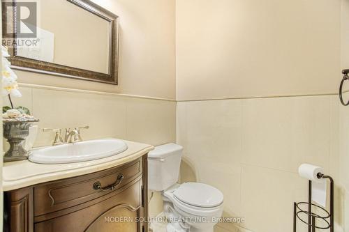 78 Laurier Avenue W, Richmond Hill (Oak Ridges), ON - Indoor Photo Showing Bathroom