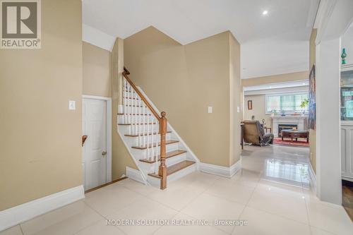 78 Laurier Avenue W, Richmond Hill (Oak Ridges), ON - Indoor Photo Showing Other Room